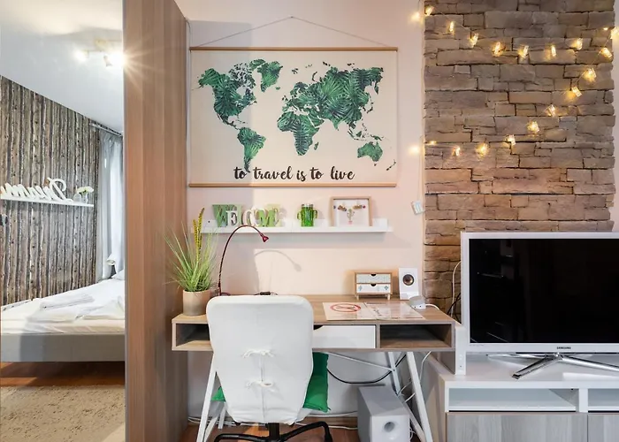 Apartment Lush